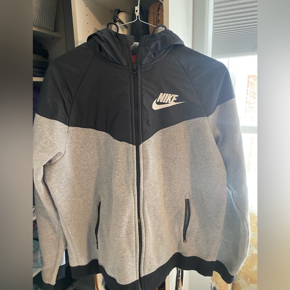 Nike zip up hoodie